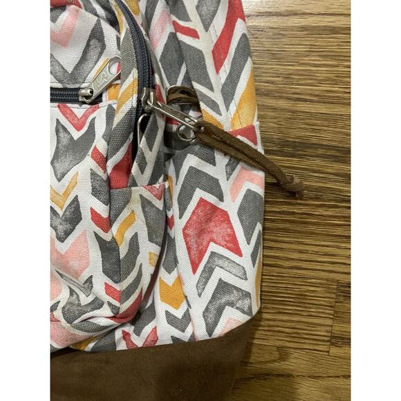 Jansport Backpack W/ Suede Leather Bottom Laptop Pocket Coral Dusk Chevron - Picture 3 of 10